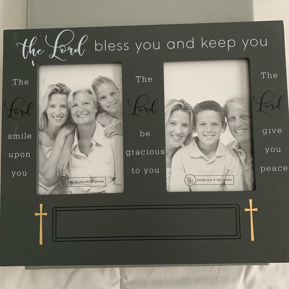 the Lord bless&keep 12x10 Frame with two picture